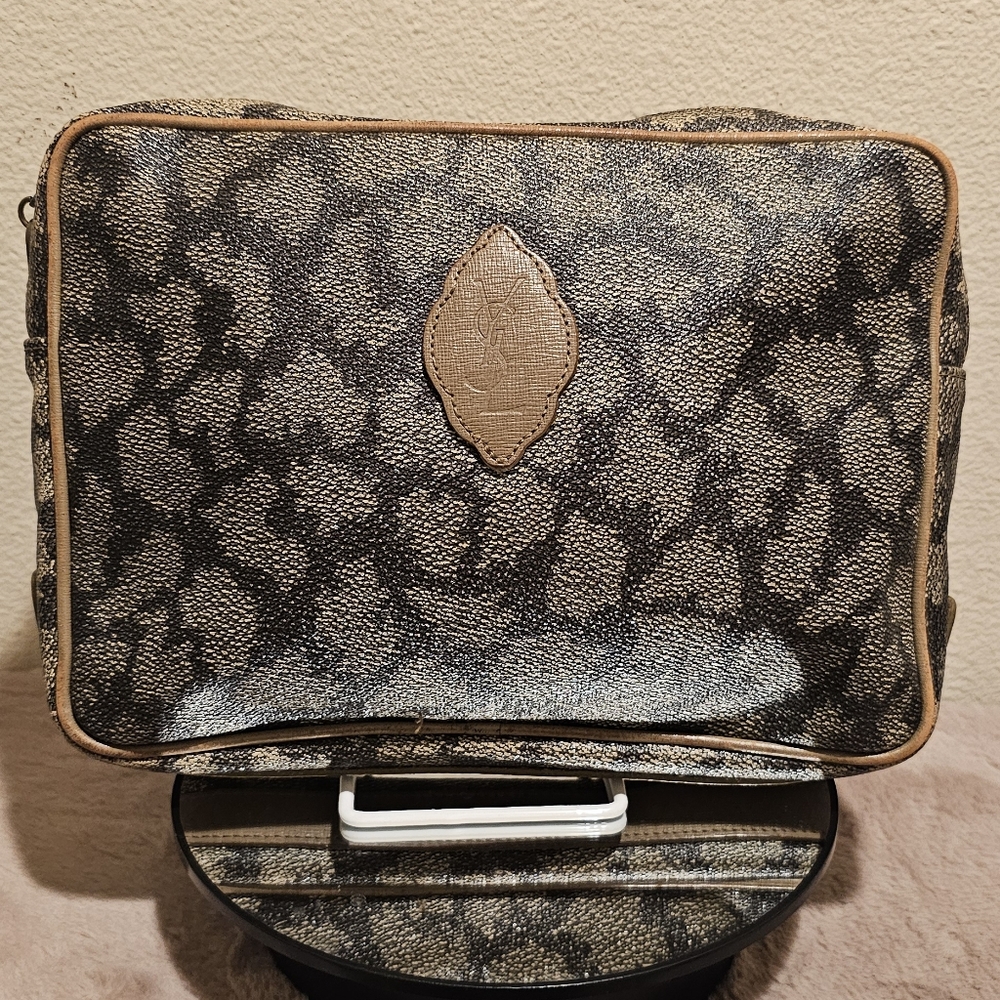 YSL Yves Saint Laruant Toilet Cosmetic pouch EUC